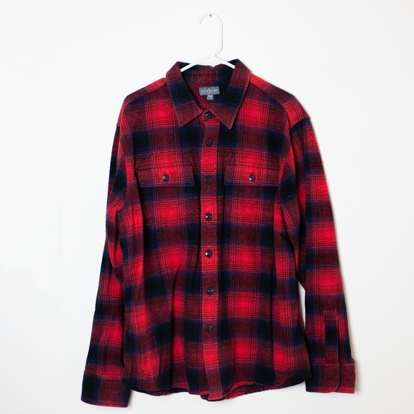 L.L. Bean Men's Signature Red, Black & Blue 1933 Chamois Slim Fit Cloth Shirt - Picture 1 of 6